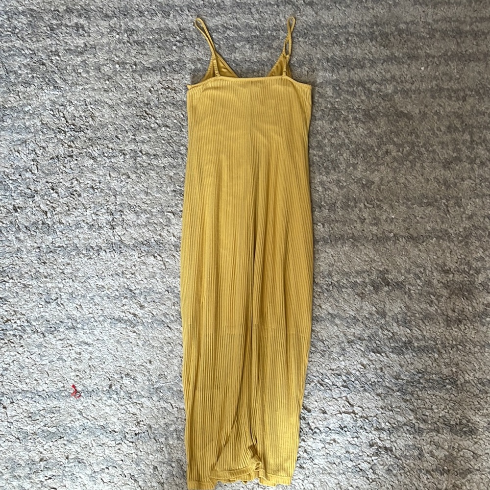Express Yellow Ribbed Button-Front Midi Dress - Picture 4 of 5